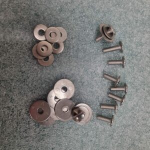 Vis fixation trampo Cockpit